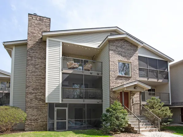 2110 Ridge Dr APT 24, Saint Louis Park, MN 55416