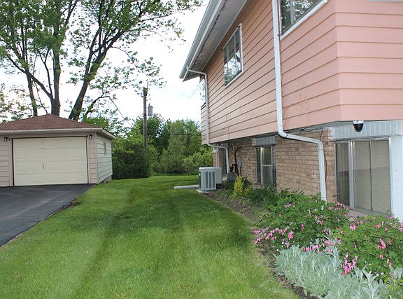 2nd image of 150 Westwood Dr