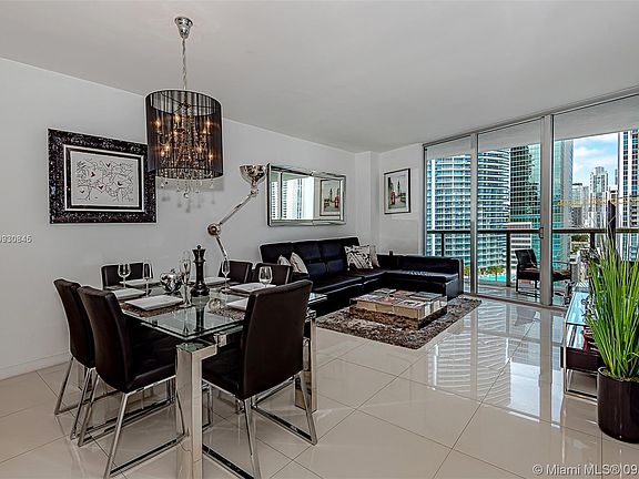 5th image of 475 Brickell Ave APT 2412