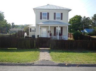 489 N Bayard Ave, Waynesboro, VA 22980