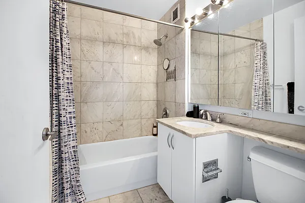 Rented by The Berkson Group | media 10