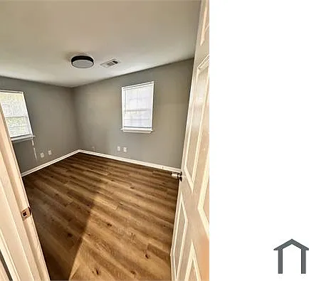 2 bed, $1,000 — Photo 2