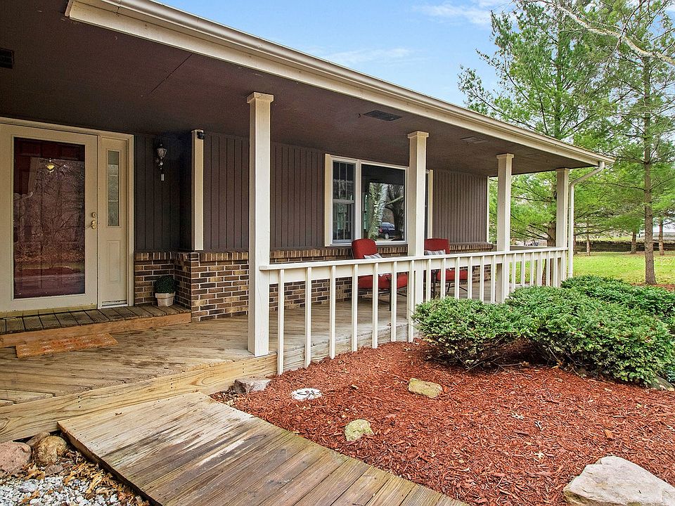 211 Carthage Ct NW, Poplar Grove, IL 61065 Zillow