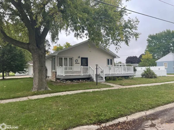 903 E Main St, Belmond, IA 50421