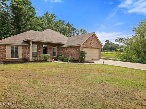 104 Greenfield Ridge Dr, Brandon, MS 39042