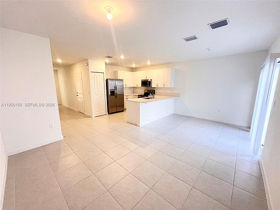 3rd image of 3760 SW 50th Ave #3760