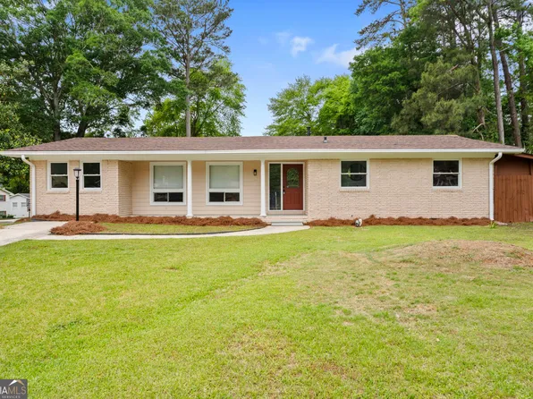 6463 Maddox Rd, Morrow, GA 30260