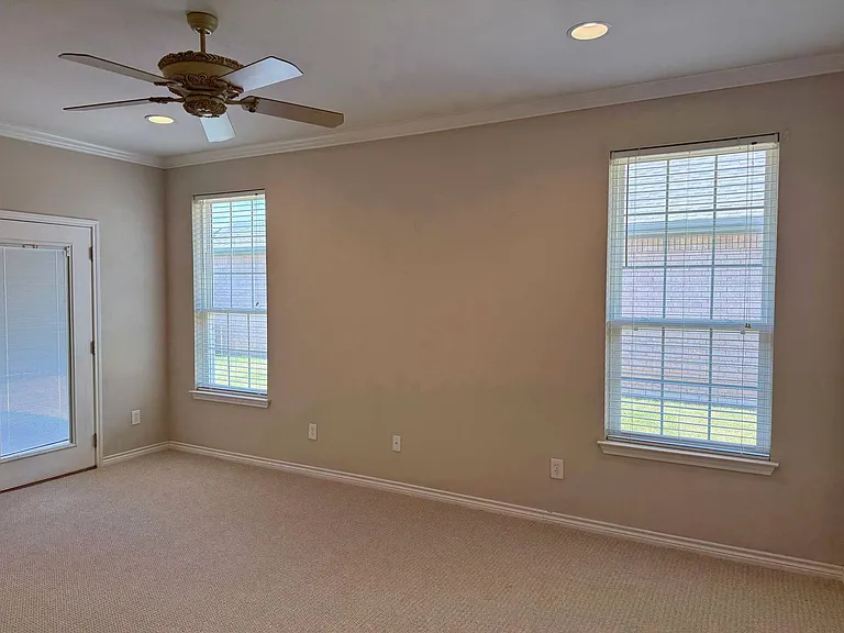 3 Johnny Ct — Photo 24