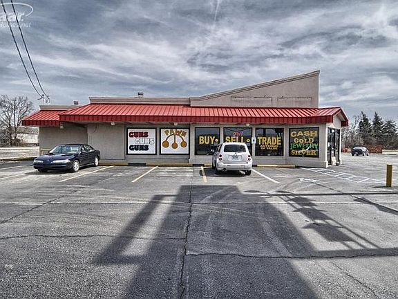 2nd image of 3085 S Dort Hwy