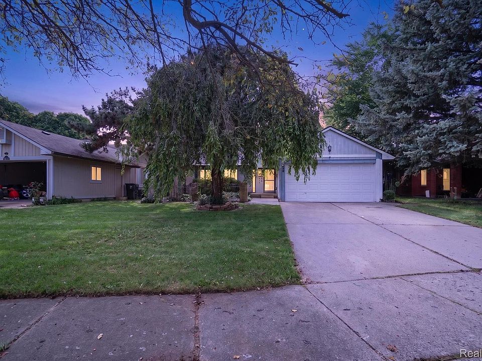 1st image of 1608 Broad Ct