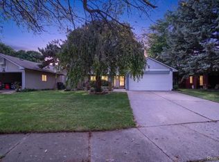 1608 Broad Ct, Flint, MI 48503