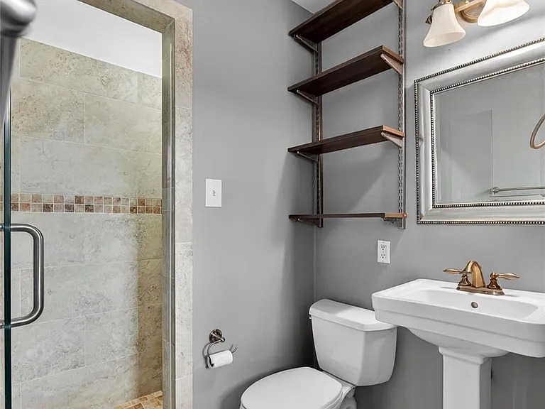 2109 Lander Ln #79 — Photo 24