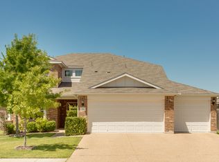 761 Kingfisher Ln, Leander, TX 78641
