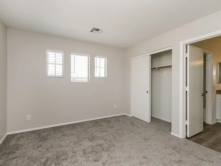 8115 W Florence Ave — Photo 13