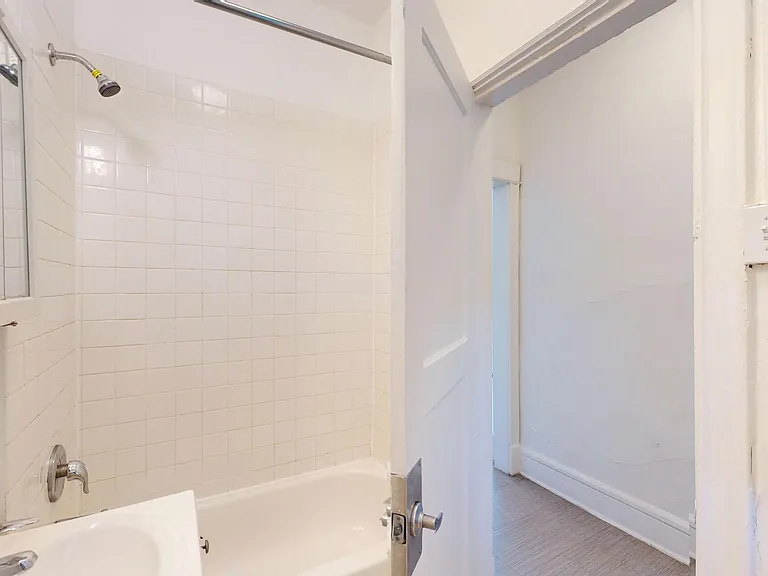 1358 E. 58th Street — Photo 12