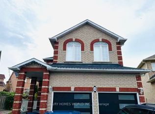 18 W Sandham Cres, Markham, ON L3S 4J7