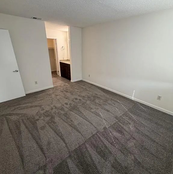 135 S Ash St — Photo 10