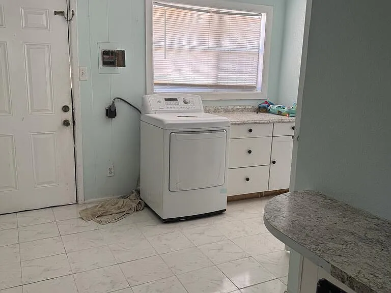 606 McKinney Ave — Photo 9