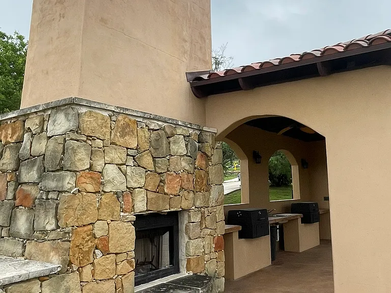 411 Cielo Cir — Photo 64