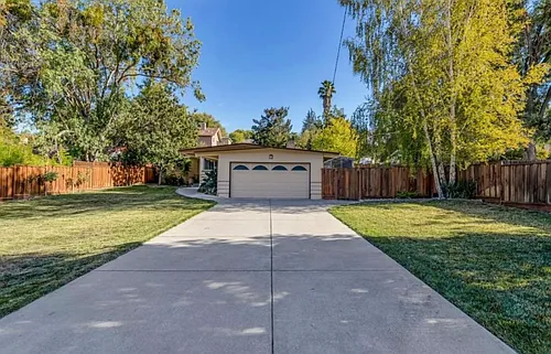 1046 Kaski Ln Photo 1