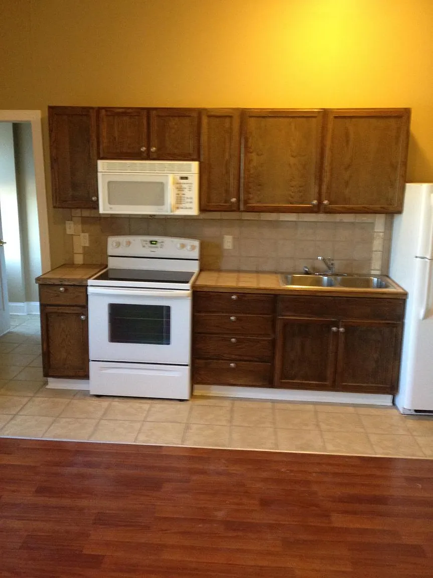 65 N Lehigh Ave APT 2A photo 1