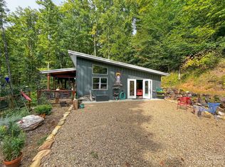 253 Castanea St, Bakersville, NC 28705