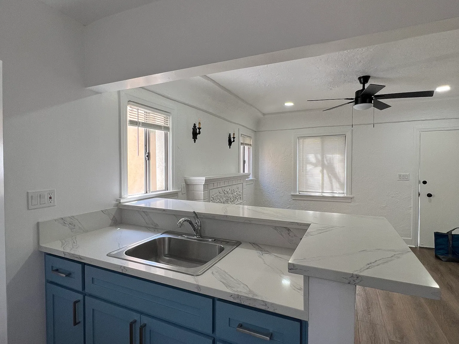 1 bed, 550 sqft, $2,150 — Photo 3