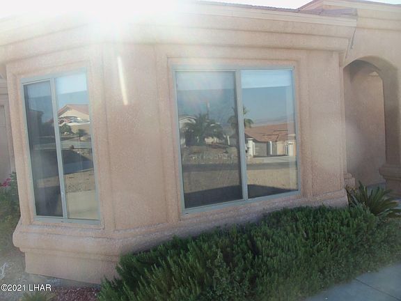 2nd image of 2951 Weldon Ct
