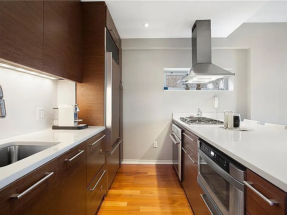 5th image of 39 E 29th St #21-C