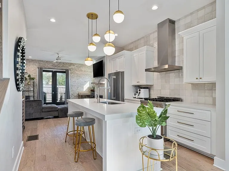 2356 Mason Dr #B-7 — Photo 14