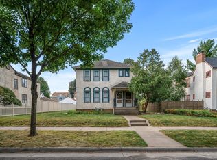 2102 Hartford Ave, Saint Paul, MN 55116