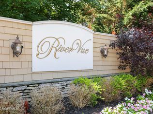 302 River Mist Way, Brielle, NJ 08730