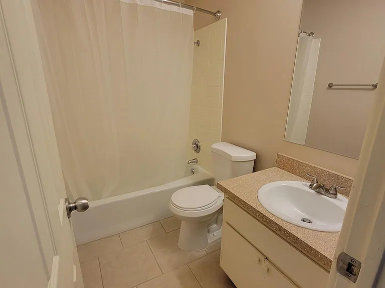 2620 S 70th St #111 — Photo 7