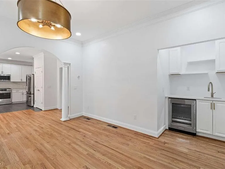 1711 Summit Glen Ln — Photo 12