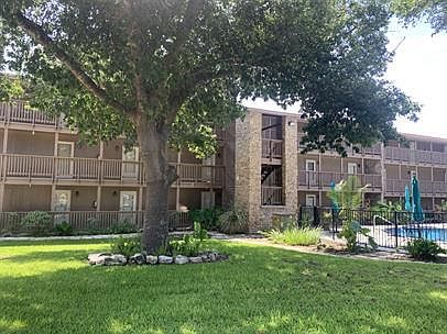 1st image of 2 Cliffhouse Dr APT 113-113-11