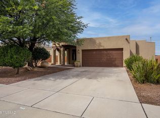 1096 Vista De Los Alamos, Rio Rico, AZ 85648