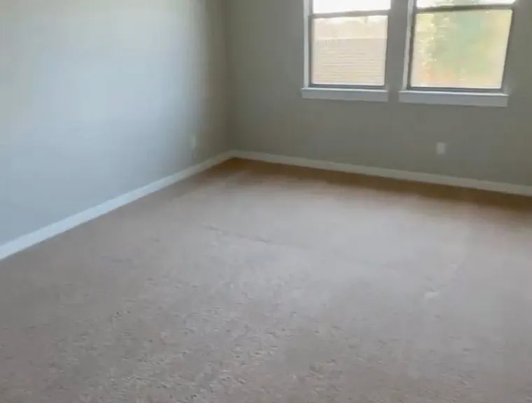 411 Bertney Dr — Photo 9
