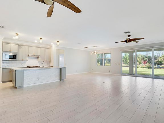 5th image of 13030 SW Aureolian Lane