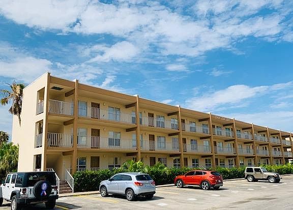 2nd image of 123 E Amberjack St #301