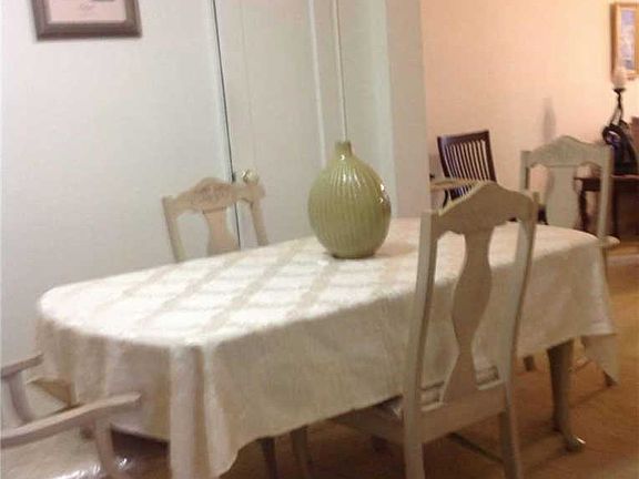 5th image of 6361 Yellowstone Blvd APT 1S