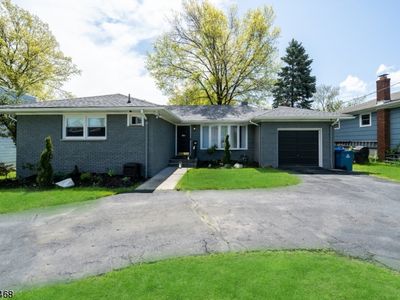 189 Valley Rd, Clark, NJ, 07066