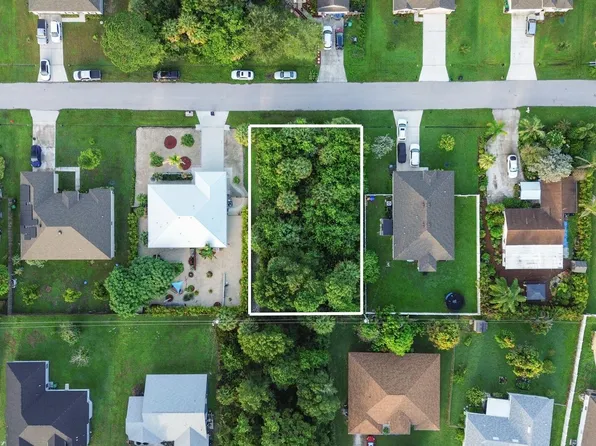 3741 SW SWOPE Street, Port St Lucie, FL 34953