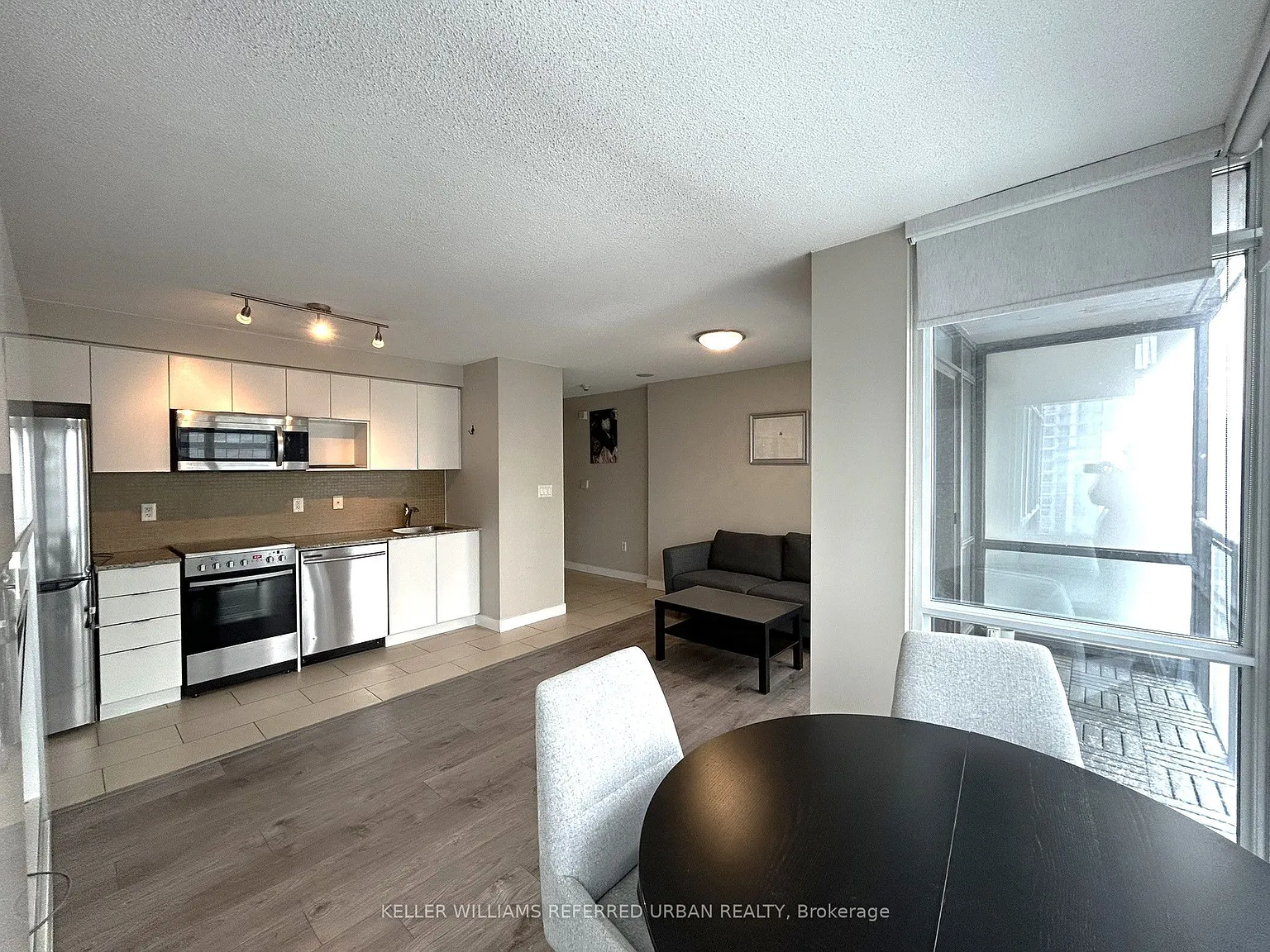 2 bed, $3,600 — Photo 4