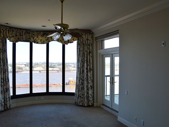 Master bedroom river views