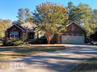844 Ozora Rd, Lawrenceville, GA 30045