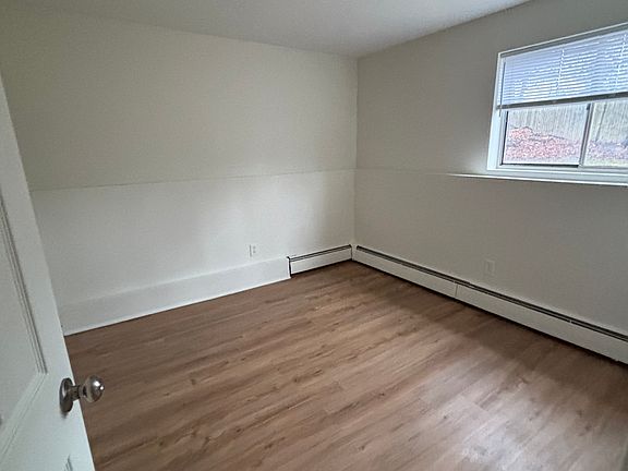 4th image of 707 Bedford St APT 6