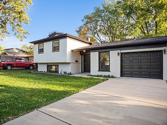 3rd image of 615 Nolan Ave