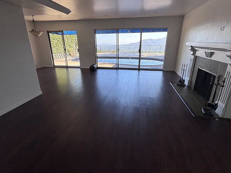 2120 La Canada Crest Dr — Photo 1