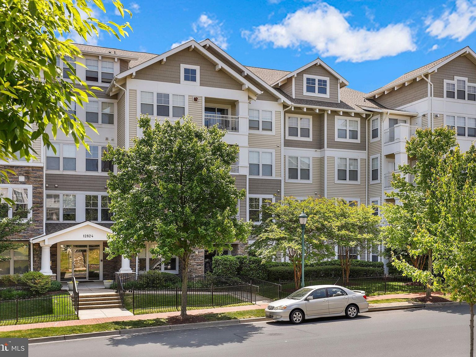 12824 Clarksburg Square Rd UNIT 207, Clarksburg, MD 20871 | Zillow