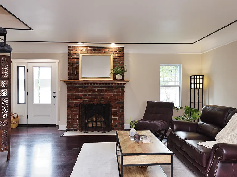 1st Floor - Living Room